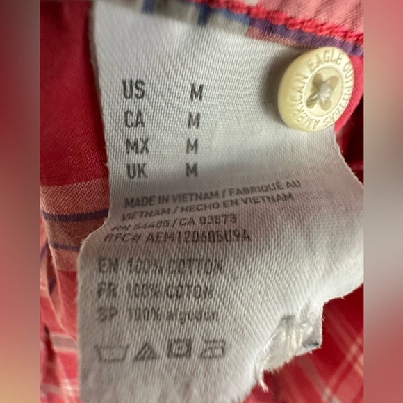 American Eagle Outfitters 🦅. Size Medium. Classic fit. Long sleeve men’s shirt. - Picture 5 of 5